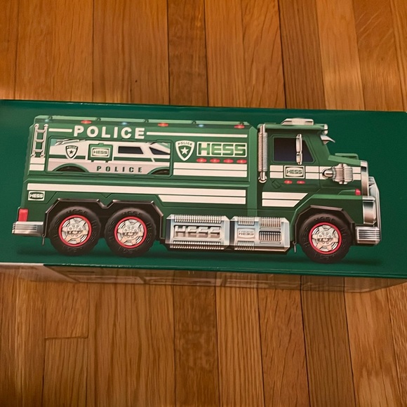 Hess police truck & cruiser 2023 - Picture 1 of 2